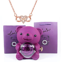 Viola Con Collana Oro Rosa