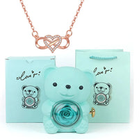 Azzurro Con Collana Oro Rosa