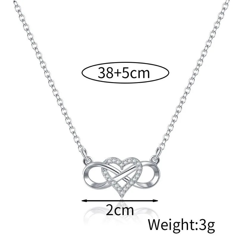 Orsacchiotto con Collana Cuore Infinito